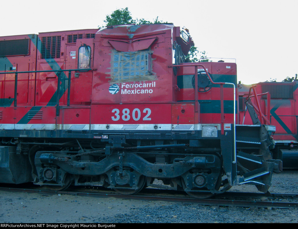 FXE Super 7 Locomotive wrecked